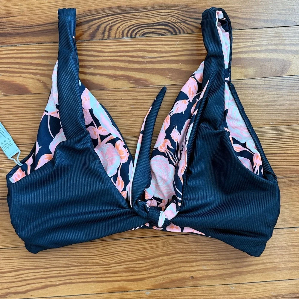 Maaji 3 Bikini Top Bundle Medium NWOT